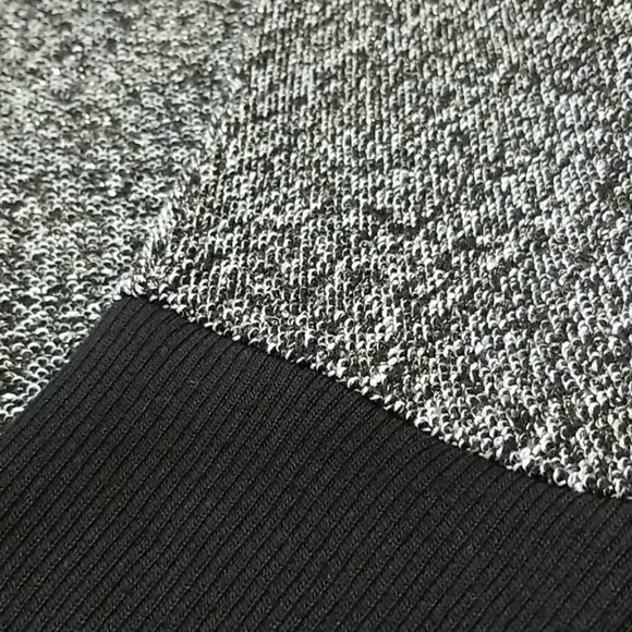 Gorgeous Crops Top - Picture 4 of 4